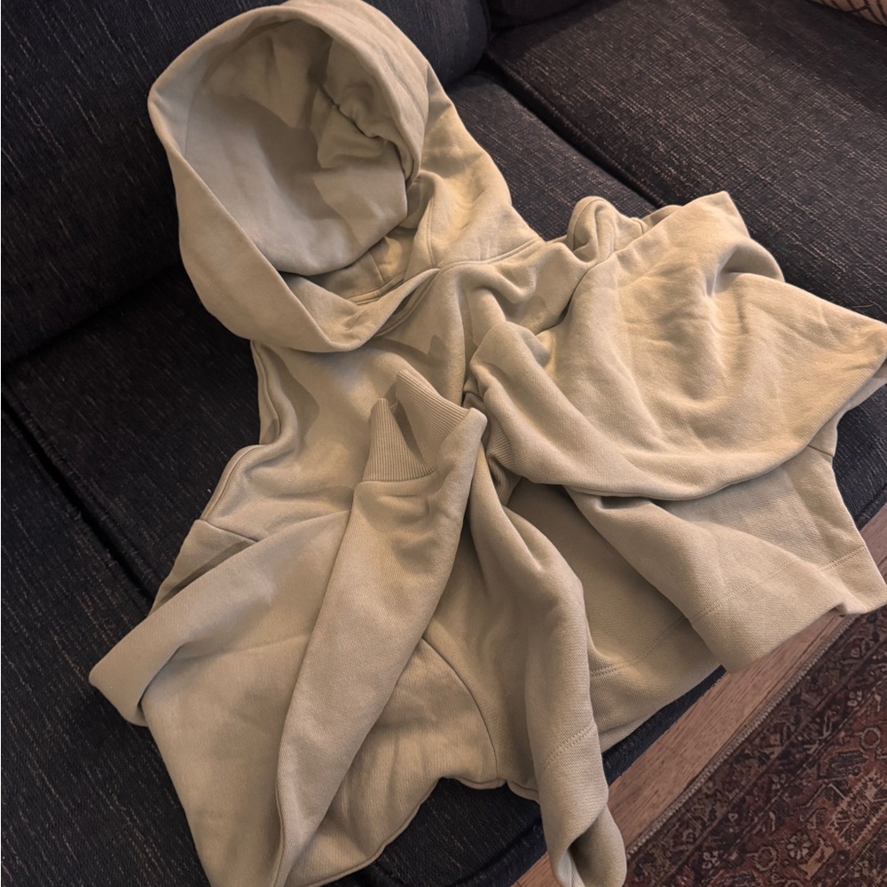 Alo Bae Hoodie - spearmint shade of green - small